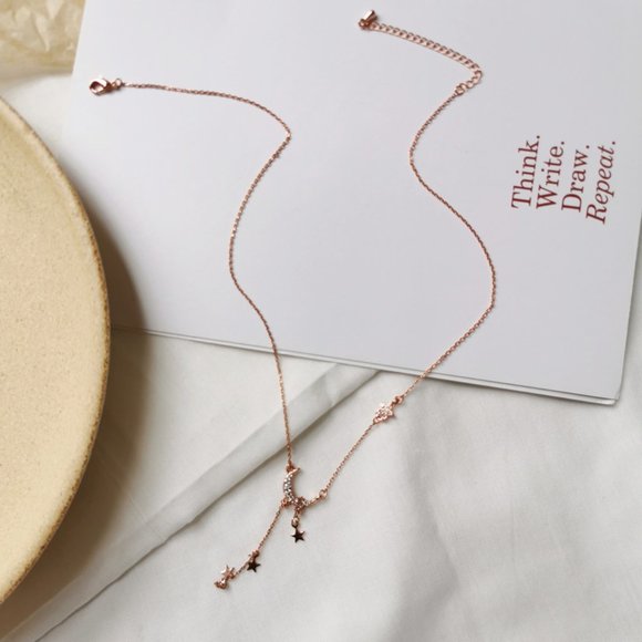 BOUTIQUE//MOON STAR PENDANT NECKLACES - Picture 5 of 7